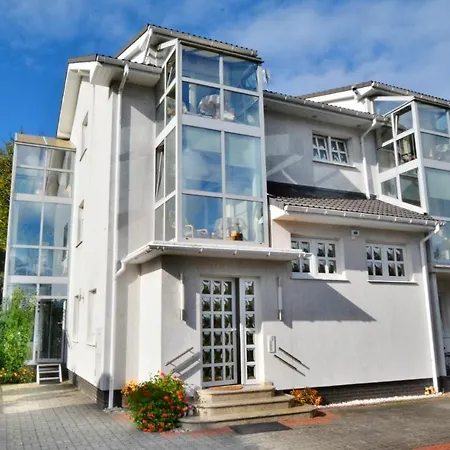 Appartementhaus Mila In Kolobrzeg-3